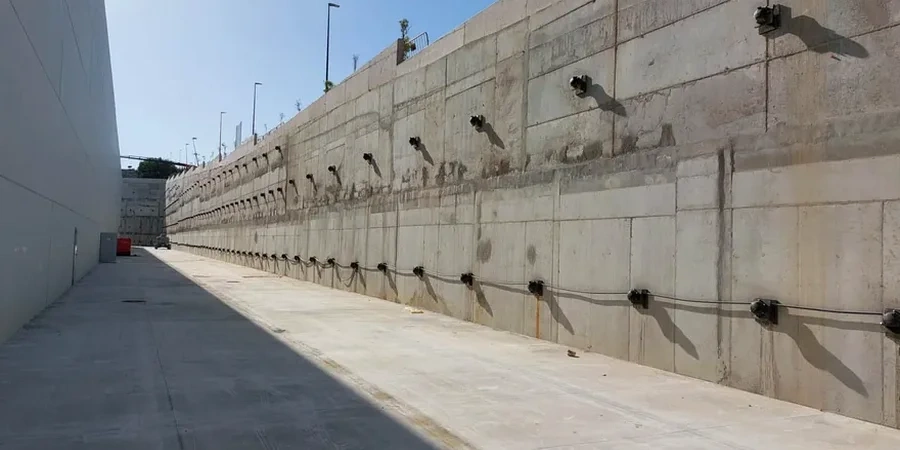 Active and Passive Anchor Systems for Retaining Structures in Cambridge